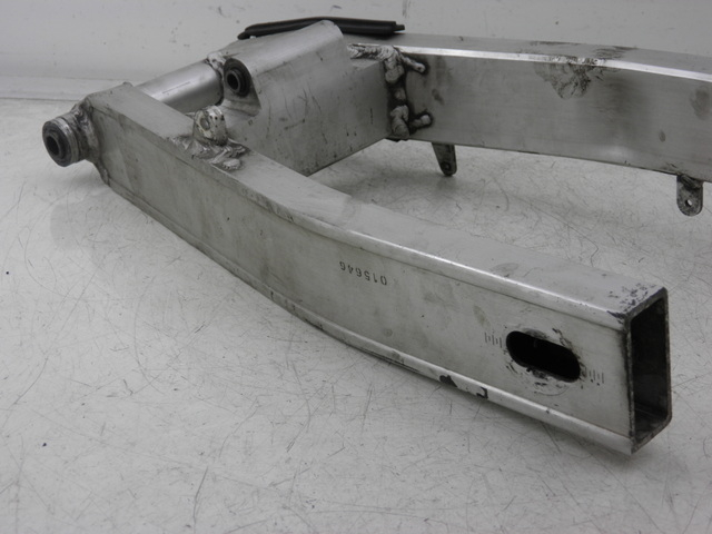 photo de BRAS OSCILLANT YAMAHA FZS FAZER 600 (1998 - 2001)