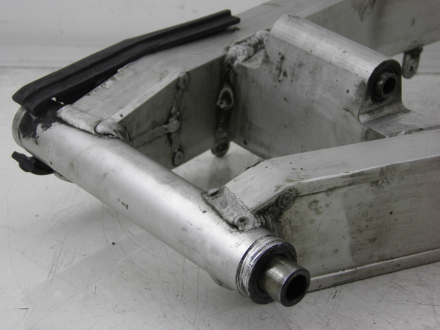 photo de BRAS OSCILLANT YAMAHA FZS FAZER 600 (1998 - 2001)