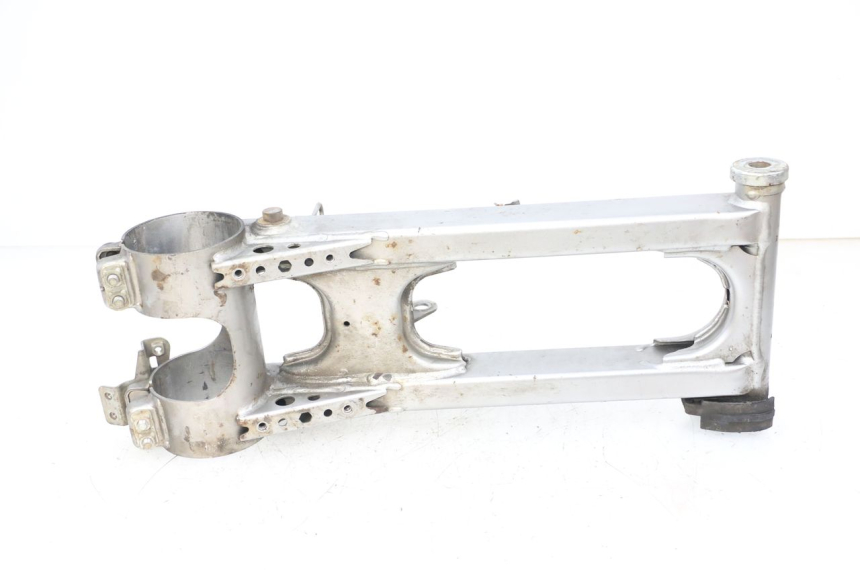 photo de BRAS OSCILLANT YAMAHA YFM R RAPTOR 250 (2008 - 2014) - Points de fixation