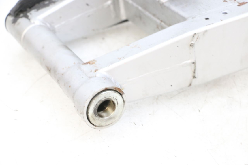 photo de BRAS OSCILLANT KAWASAKI ZR 7 750 (1999 - 2001) - Angle alternatif