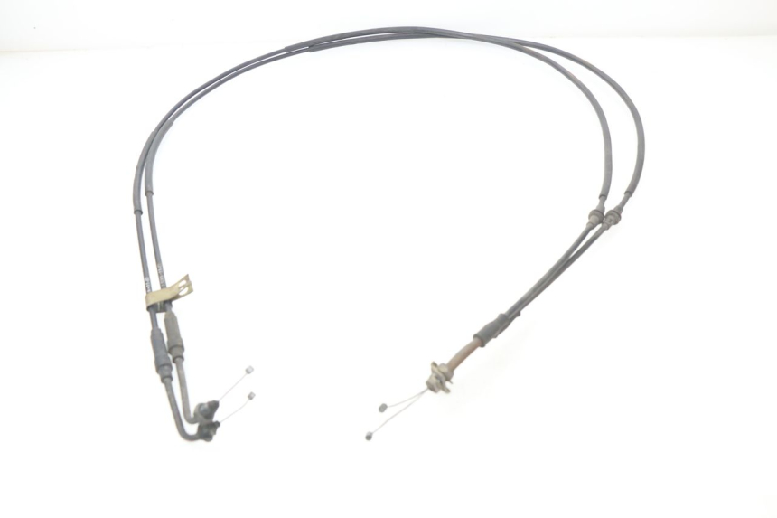photo de CABLE ACCELERATEUR PIAGGIO BEVERLY 500 (2003 - 2007) - Vue principale