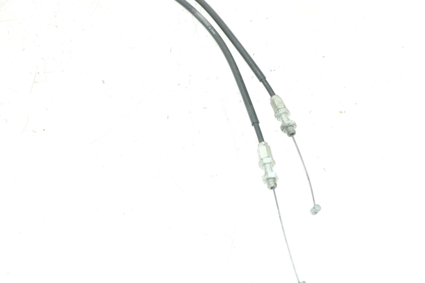 photo de CABLE ACCELERATEUR SUZUKI GSXR GSX-R 1000 (2003 - 2004) - Points de fixation