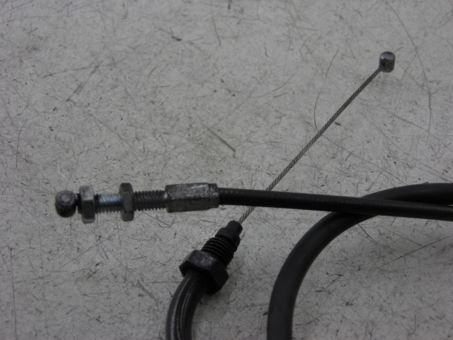 photo de CABLE ACCELERATEUR HONDA CBF 125 (2009 - 2015)
