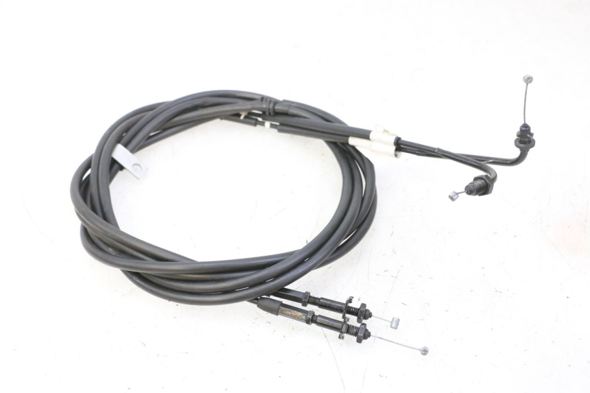 photo de CABLE ACCELERATEUR PIAGGIO MP3 HPE 310 (2024 - 2025)