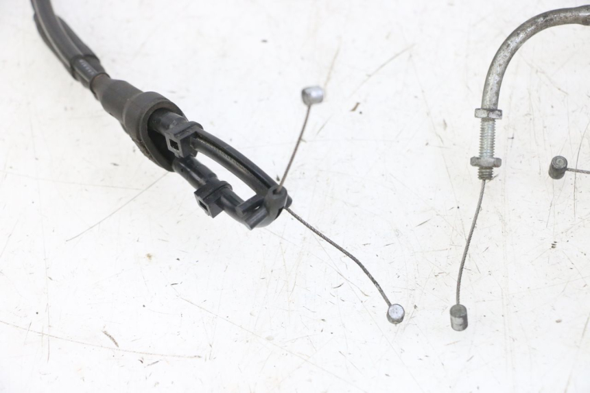 photo de CÂBLE D'ACCELERATEUR YAMAHA FZS FAZER 600 (2001 - 2003)