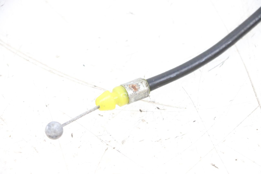 photo de CABLE OUVERTURE SELLE SUZUKI GSXR GSX-R 1000 (2003 - 2004) - Autre angle de vue