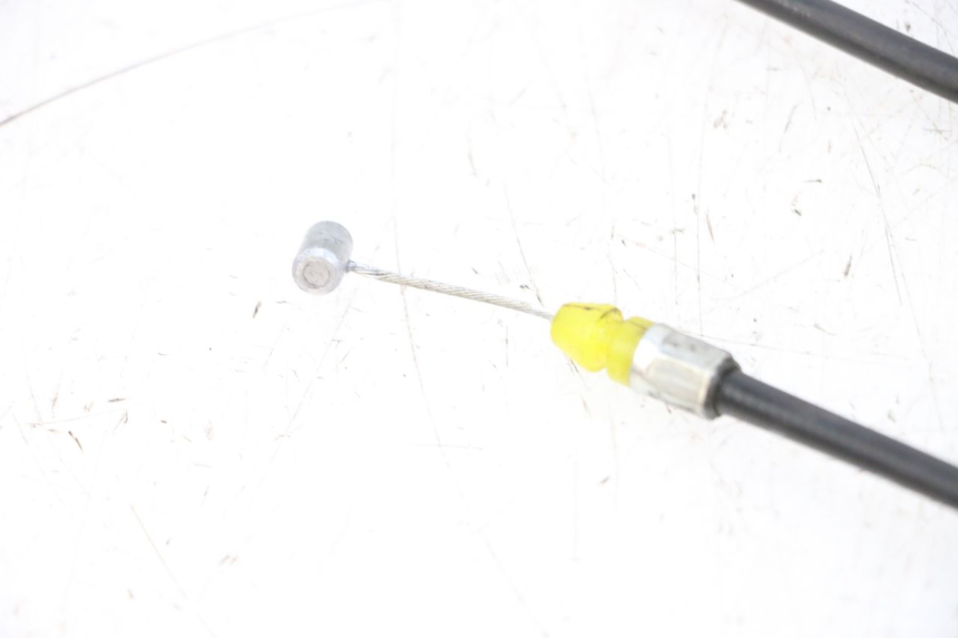 photo de CABLE OUVERTURE SELLE KAWASAKI ZR 7 750 (1999 - 2001) - Points de fixation