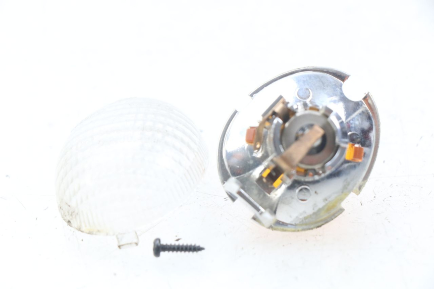 photo de CABOCHON CLIGNOTANT ARRIERE DROIT PEUGEOT LUDIX 50 (2008 - 2017)