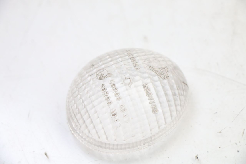 photo de CABOCHON CLIGNOTANT ARRIERE GAUCHE PEUGEOT TREKKER TKR 50 (2005 - 2014)