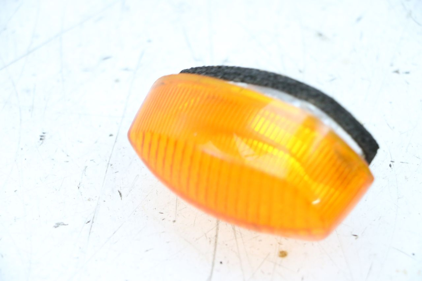 photo de CABOCHON CLIGNOTANT AVANT DROIT YAMAHA TDM ABS 900 (2002 - 2014) - Autre angle de vue