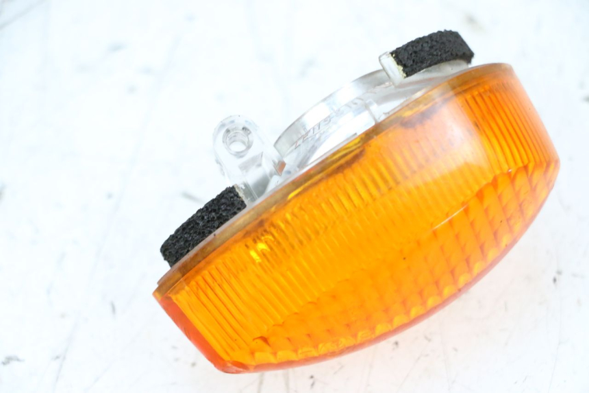 photo de CABOCHON CLIGNOTANT AVANT GAUCHE YAMAHA TDM ABS 900 (2002 - 2014) - Zoom état d’usage