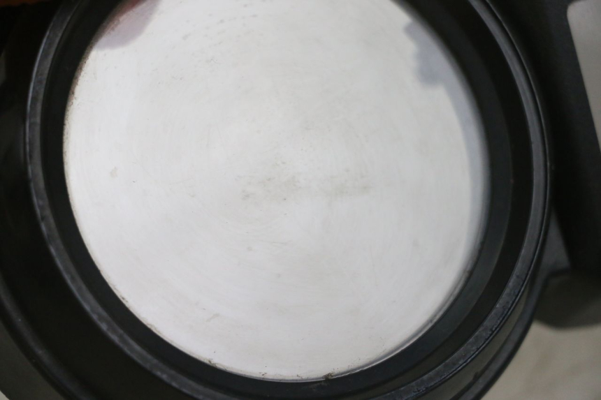 photo de CABOCHON COMPTEUR HONDA CBF 500 (2004 - 2007)