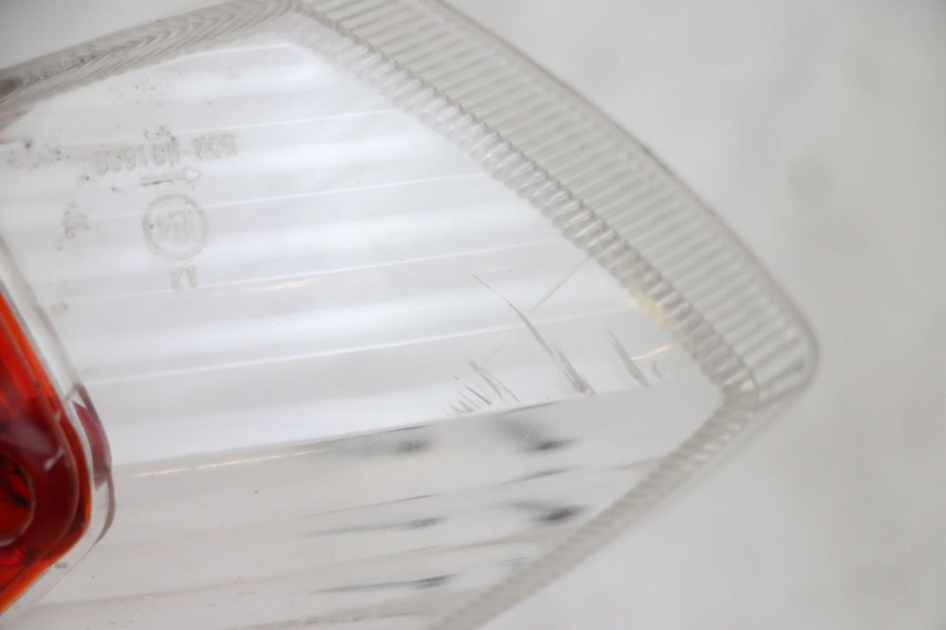 photo de CABOCHON FEU ARRIERE PEUGEOT KISBEE 4T 50 (2010 - 2017)