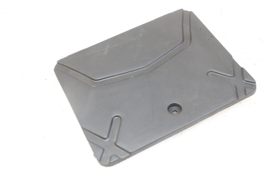photo de CACHE BATTERIE KYMCO AGILITY 4T 50 (2005 - 2018)