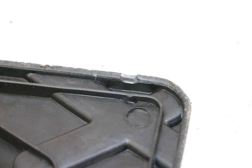 photo de CACHE BATTERIE KYMCO AGILITY 4T 50 (2005 - 2018)