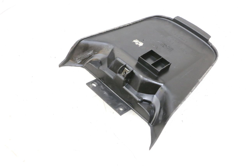 photo de CACHE BATTERIE MBK BOOSTER SPIRIT 50 (2004 - 2017) - Autre angle de vue