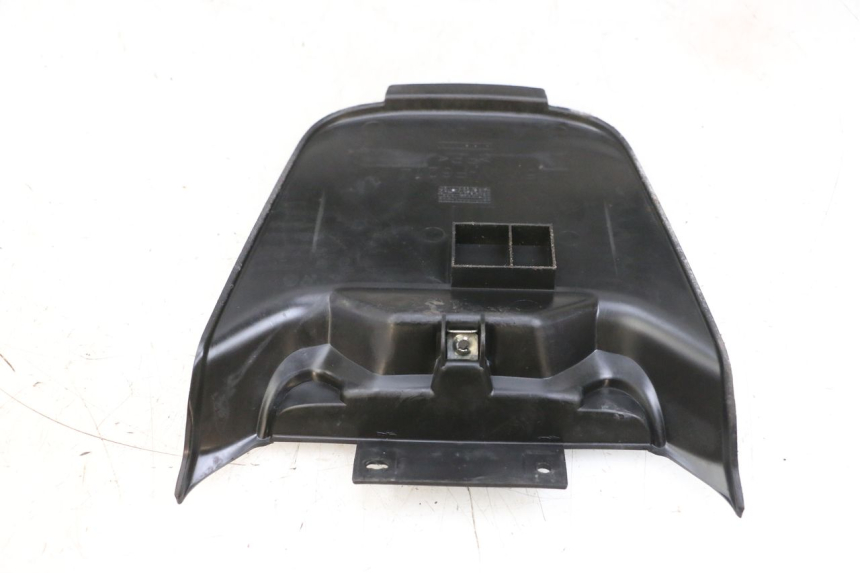 photo de CACHE BATTERIE YAMAHA BW'S EASY 50 (2013 - 2016) - Détail de la pièce