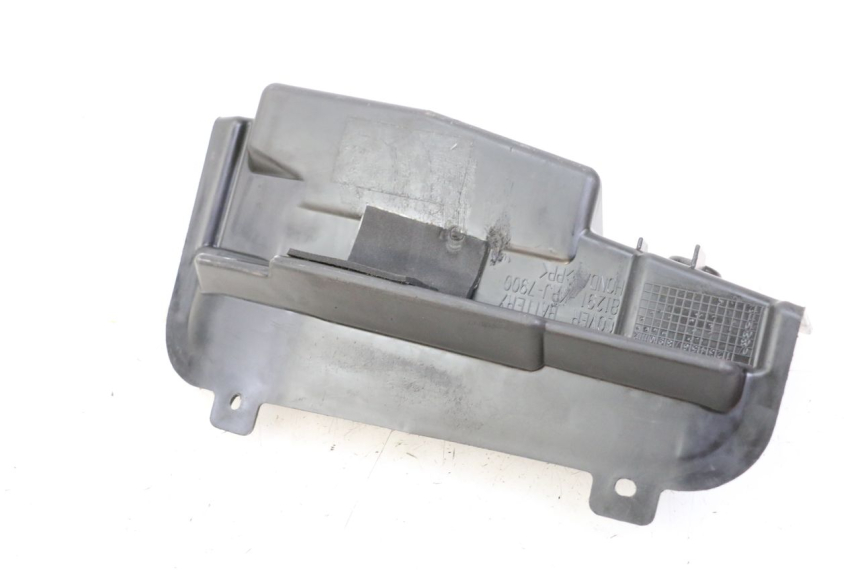 photo de CACHE BATTERIE HONDA FES S-WING SWING ABS 125 (2007 - 2015)