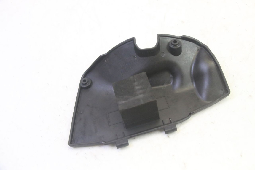 photo de CACHE BATTERIE PIAGGIO FLY 4T 50 (2013 - 2017) - Zoom état d’usage