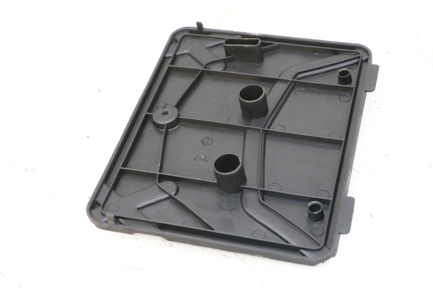 photo de CACHE BATTERIE KYMCO AGILITY 4T 50 (2018 - 2022)