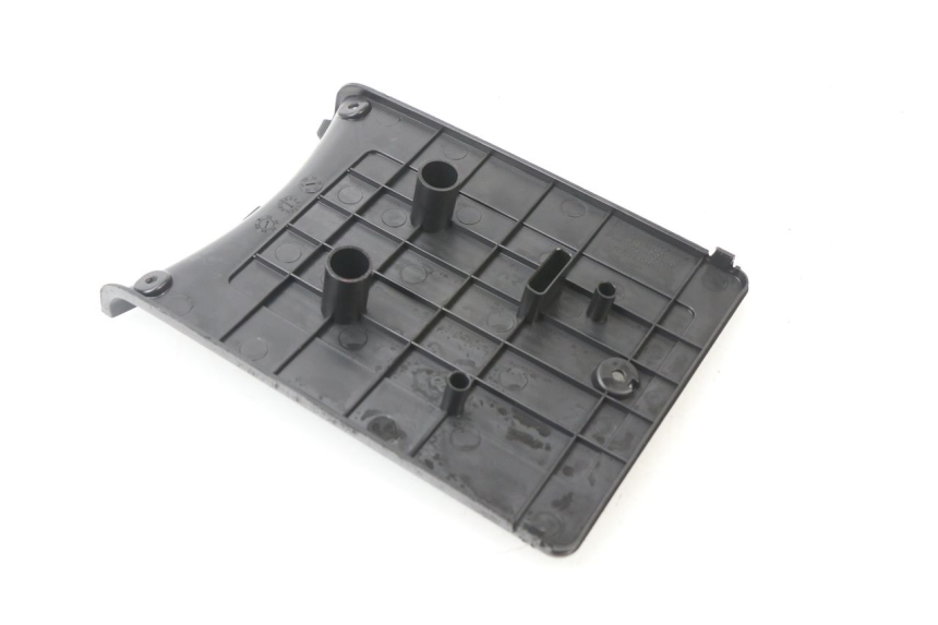 photo de CACHE BATTERIE KYMCO LIKE 2T 50 (2009 - 2018) - Zoom état d’usage