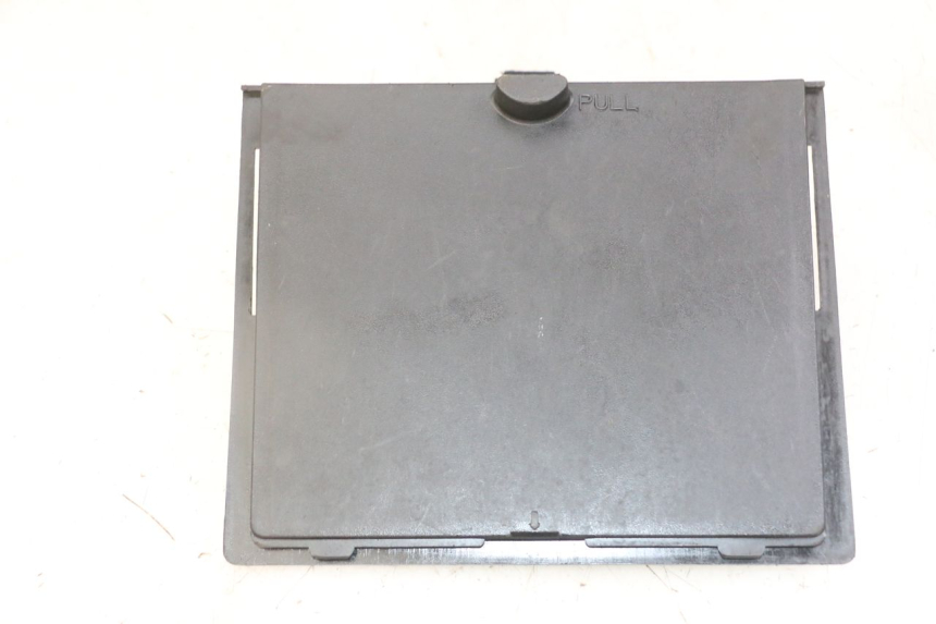 photo de CACHE BATTERIE KYMCO LIKE 4T 50 (2019 - 2025)