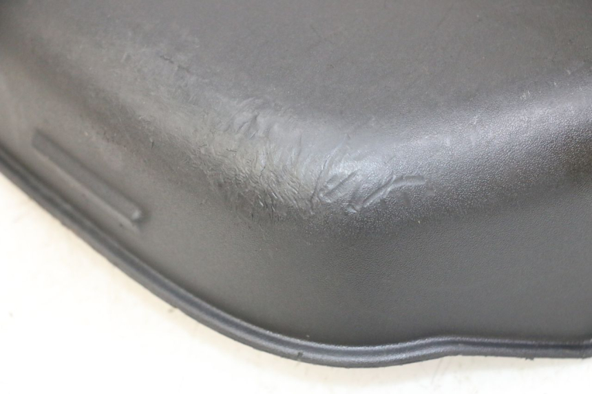 photo de CACHE BATTERIE PIAGGIO MP3 LT 300 (2010 - 2016)