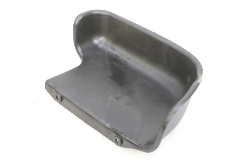 photo de CACHE BATTERIE PIAGGIO MP3 RL 250 (2007 - 2010) - Détail de la pièce