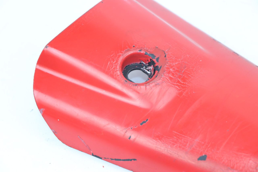 photo de CACHE BATTERIE MBK NITRO 50 (2004 - 2008) - Gros plan technique