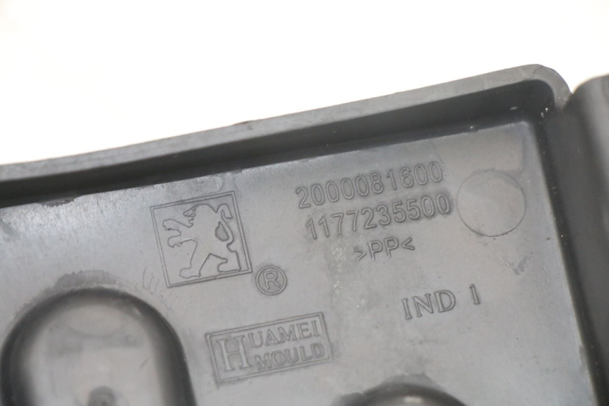 photo de CACHE BATTERIE PEUGEOT SPEEDFIGHT 3 LC 2T 50 (2009 - 2015)