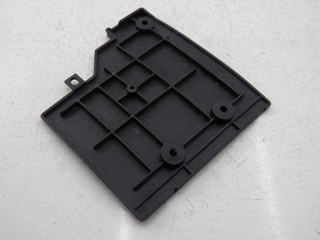 photo de CACHE BATTERIE ROADSIGN WALLABY 50 (2009 - 2014) - Détail de la pièce