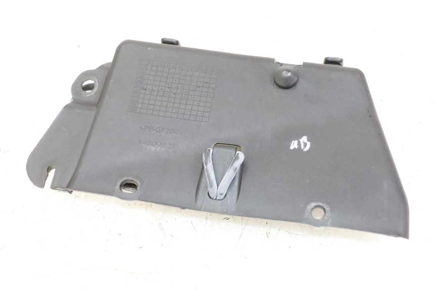 photo de CACHE BATTERIE ROYAL ENFIELD CONTINENTAL GT 650 (2019 - 2024)