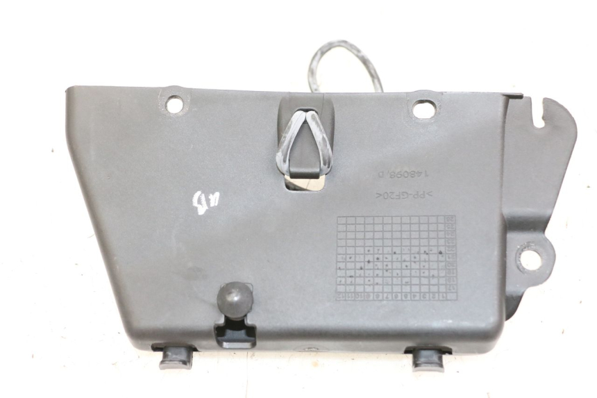 photo de CACHE BATTERIE ROYAL ENFIELD CONTINENTAL GT 650 (2019 - 2024)