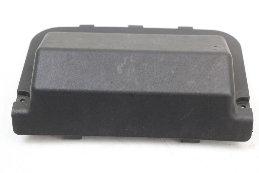 photo de CACHE BATTERIE APRILIA SR 2T 50 (2018 - 2022)