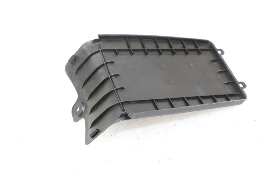 photo de CACHE BATTERIE PEUGEOT STREETZONE I NAKED 2T 50 (2018 - 2020)