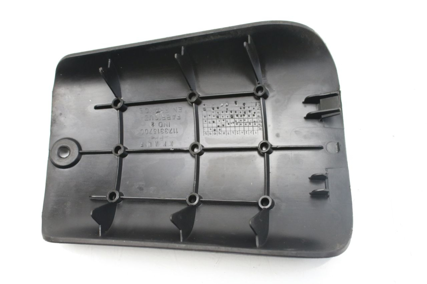 photo de CACHE BATTERIE PEUGEOT TKR TREKKER FURIOUS 50 (2005 - 2014)