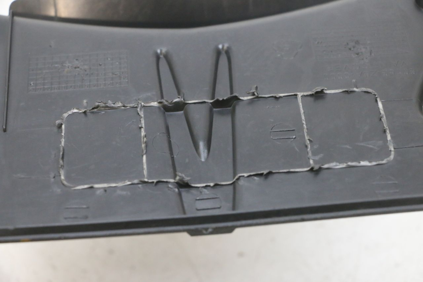 photo de CACHE BATTERIE PEUGEOT TWEET PRO EFI 4T 50 (2021 - 2022)