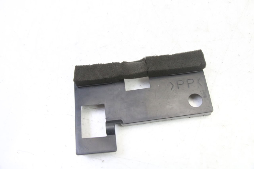 photo de CACHE BATTERIE YAMAHA XJ6 ABS 600 (2008 - 2016)