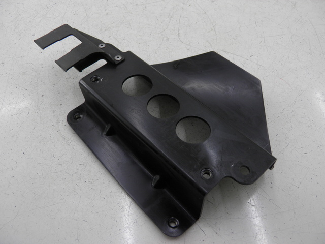 photo de CACHE BATTERIE YAMAHA TDM 900 (2004 - 2006) - Détail de la pièce