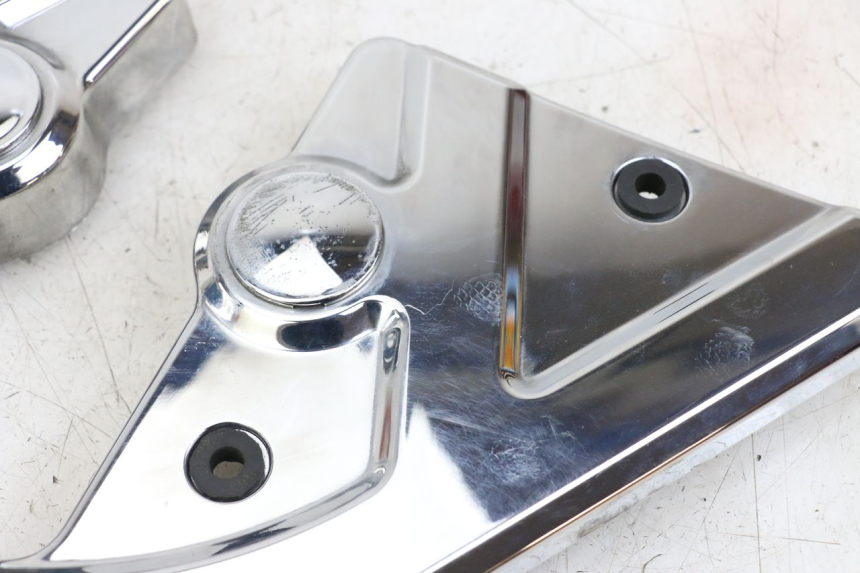 photo de Side frame cover HYOSUNG GV AQUILA 125 (2000 - 2004)