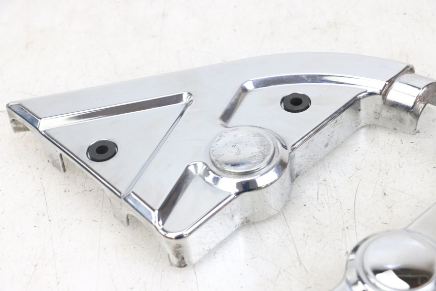 photo de Side frame cover HYOSUNG GV AQUILA 125 (2000 - 2004)