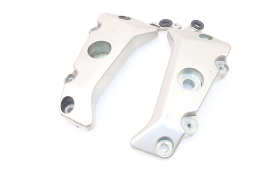 photo de CACHE CHASSIS LATERAL HONDA CBF 500 (2004 - 2007)