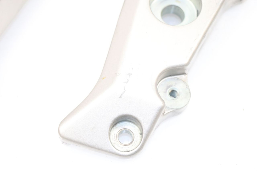 photo de CACHE CHASSIS LATERAL HONDA CBF 500 (2004 - 2007)