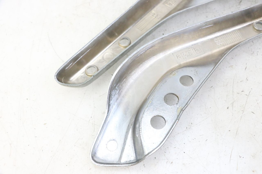photo de CACHE CHASSIS LATERAL APRILIA CLASSIC 125 (1995 - 2001)