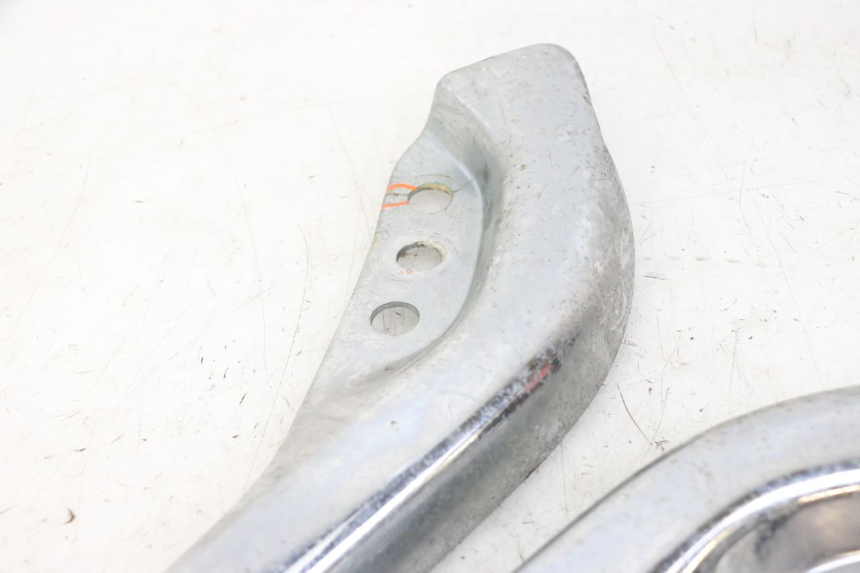 photo de CACHE CHASSIS LATERAL APRILIA CLASSIC 125 (1995 - 2001)