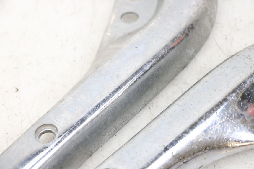 photo de CACHE CHASSIS LATERAL APRILIA CLASSIC 125 (1995 - 2001)