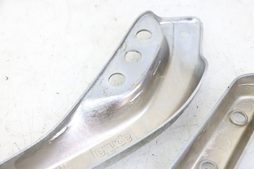 photo de CACHE CHASSIS LATERAL APRILIA CLASSIC 125 (1995 - 2001)