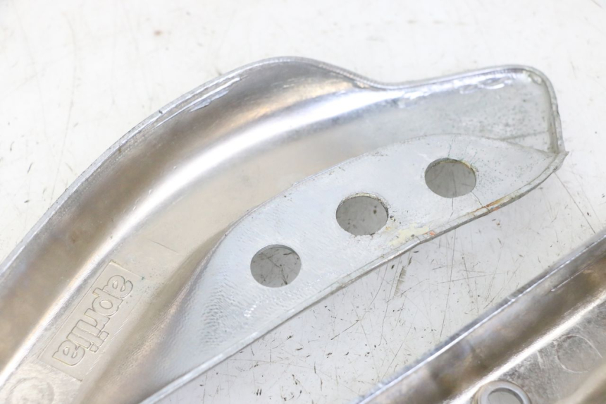 photo de CACHE CHASSIS LATERAL APRILIA CLASSIC 125 (1995 - 2001)