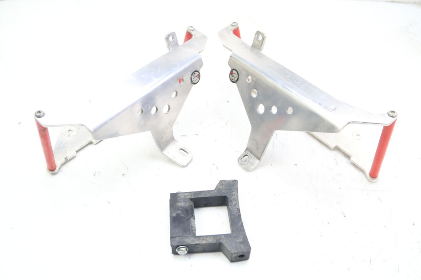 photo de CACHE CHASSIS LATERAL HONDA CRF 250 (2010 - 2013)