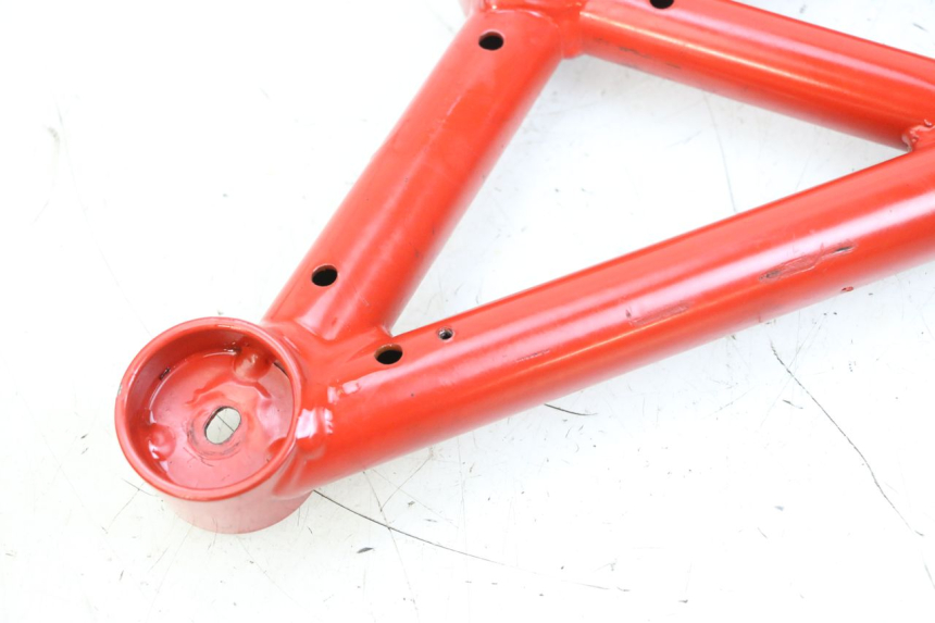 photo de CACHE CHASSIS LATERAL DROIT MAG POWER BOMBERS 4T 50 (2016 - 2026) - Détail de la pièce